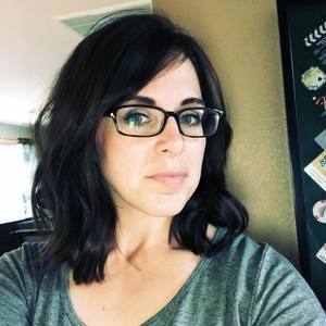 Meet your Posher, Abbey